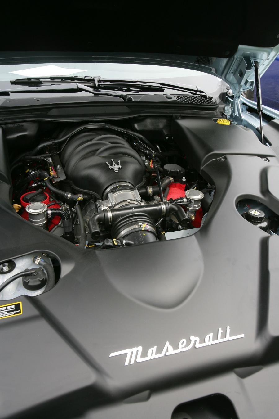  Maserati GranTurismo S Automatic 2009 года  (фото 20 из 86)